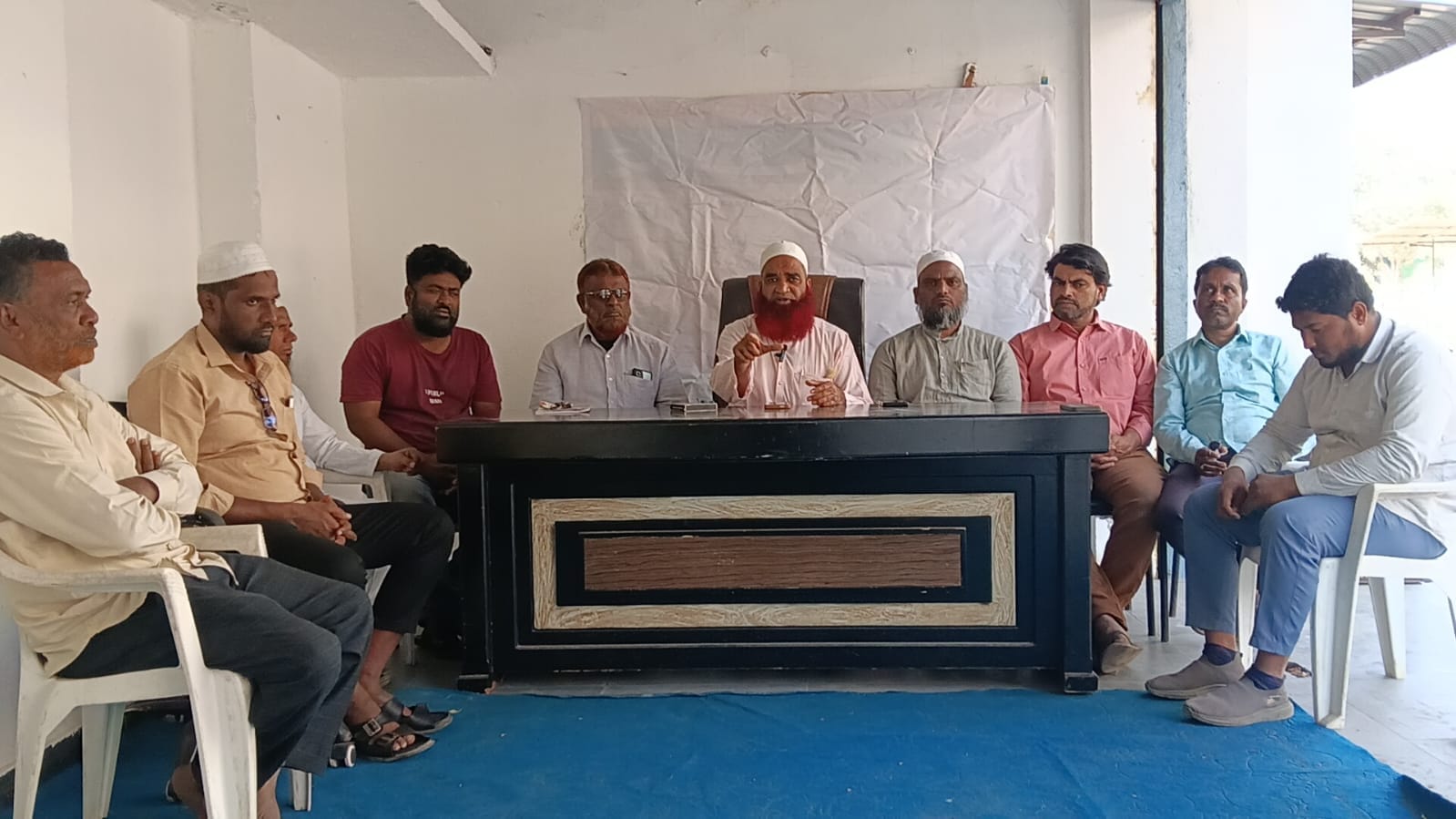 ఉపాధ్యాయుడు సయ్యద్ ఖలీల్ పాషా వేతనం నిలిపివేత: వెంటనే న్యాయం చేయాలి – మైనారిటీ హక్కుల సమితి