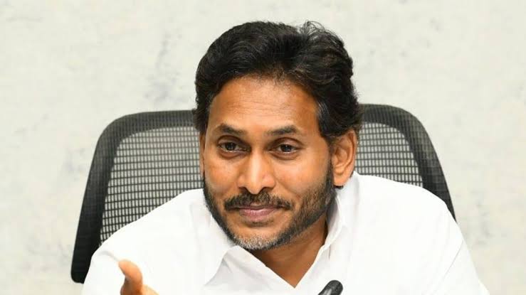 జగన్‌ను ఇరికించే కుట్ర.. బట్టబయలైన ‘ఎర్రచందనం’ సీక్రెట్!